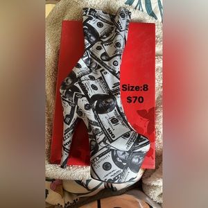 7inch pleasures Size:8